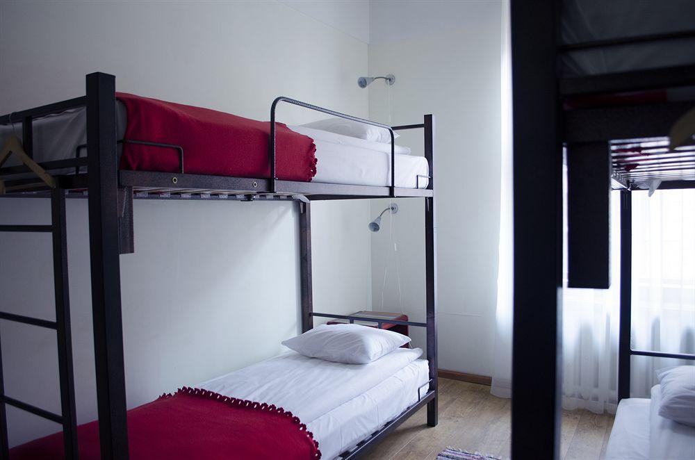 Red Nose Hostel With Self-Check In Riga Luaran gambar