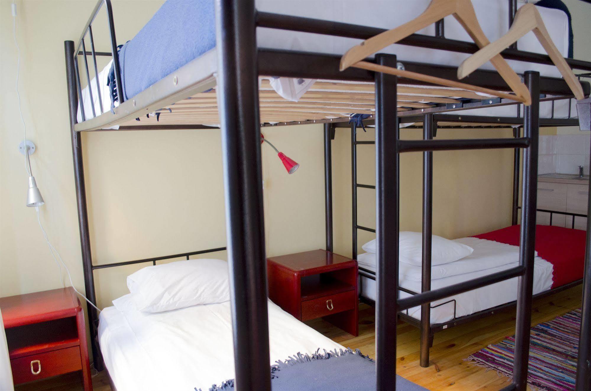 Red Nose Hostel With Self-Check In Riga Luaran gambar